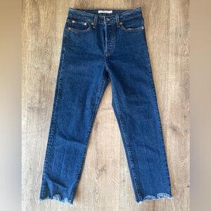 Levi’s Premium Wedgie Straight Jeans Womens Sz 26 Dark Wash Raw Hem Denim Indigo